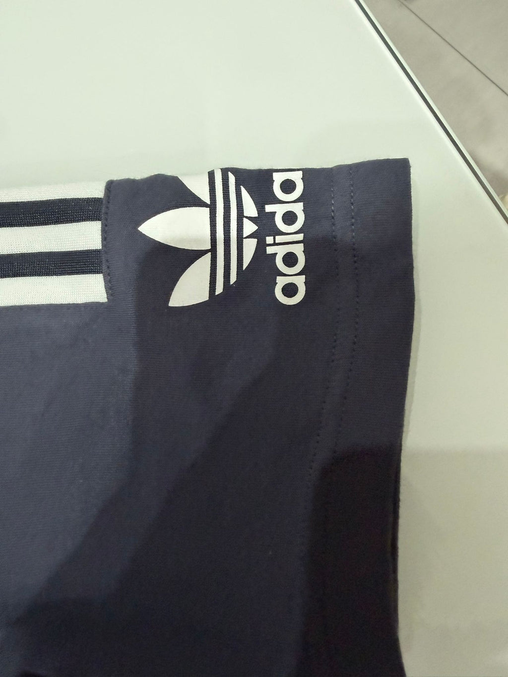 T-shirt adidas