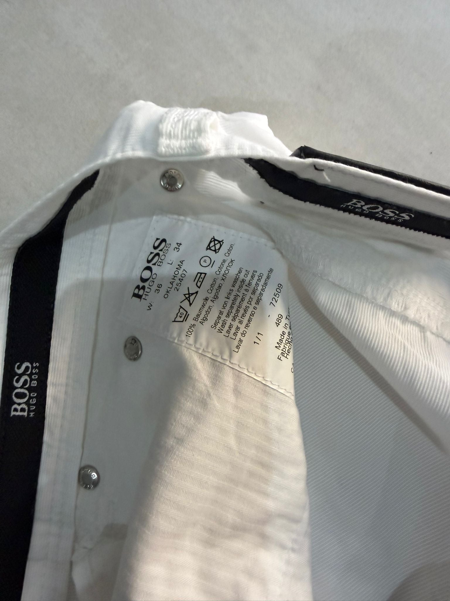 pantalone bianco ugo boss