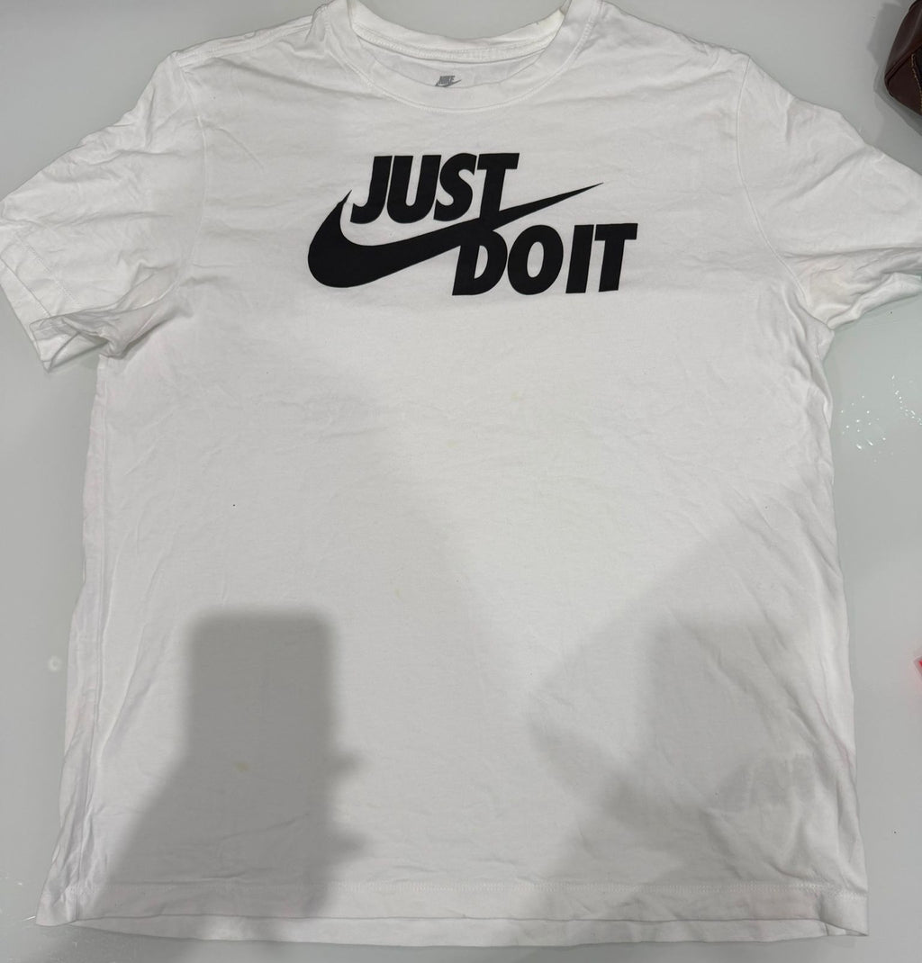 T-shirt Nike