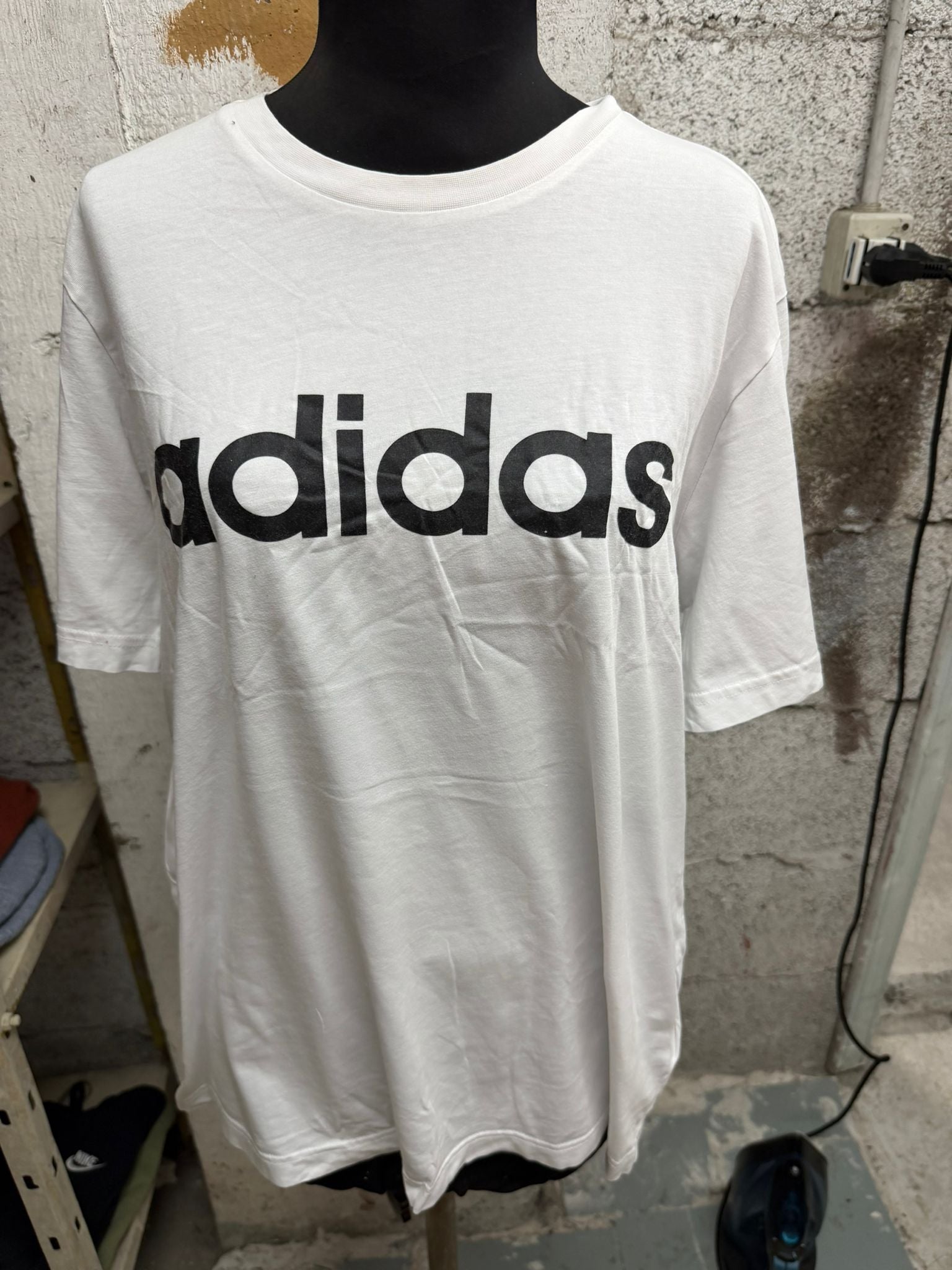 t shirt adidas