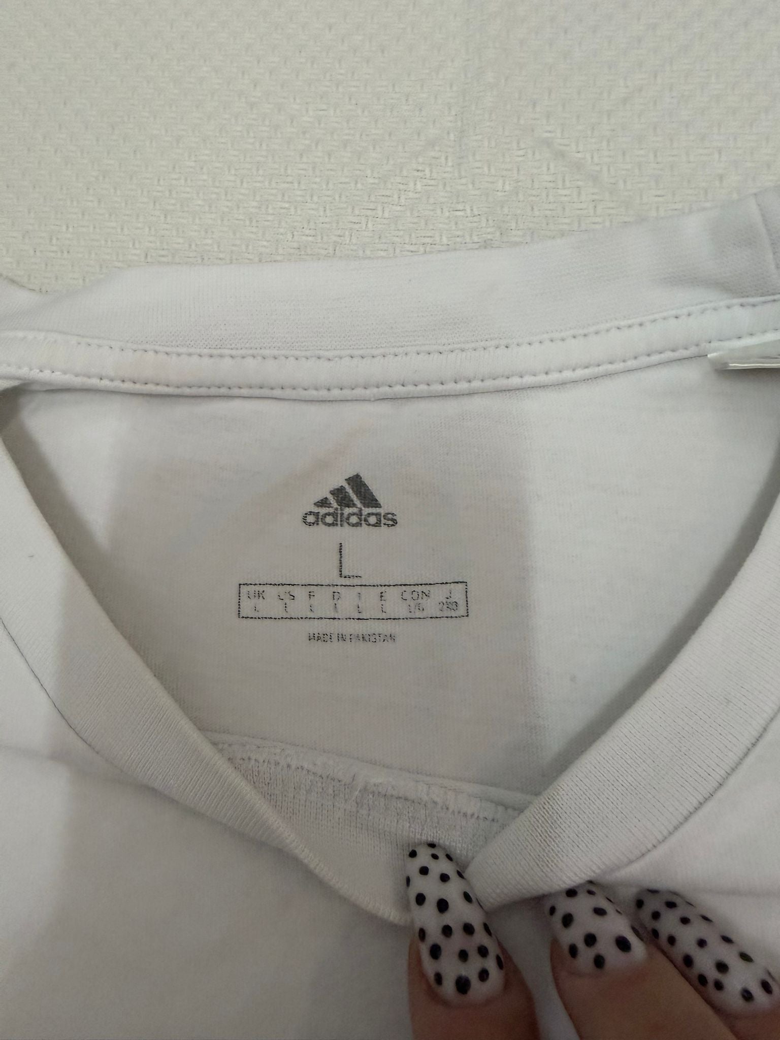 t shirt adidas