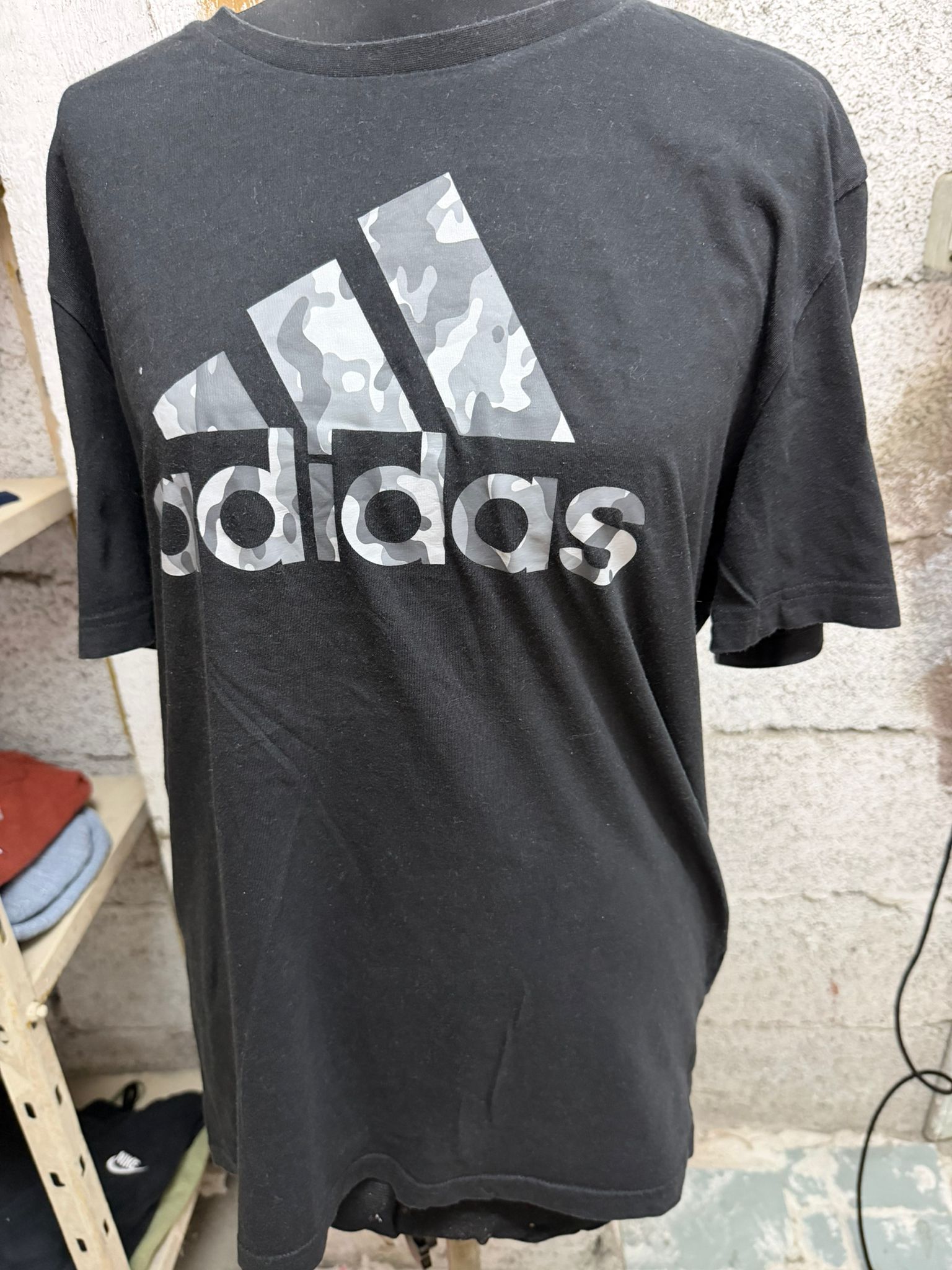 t shirt adidas