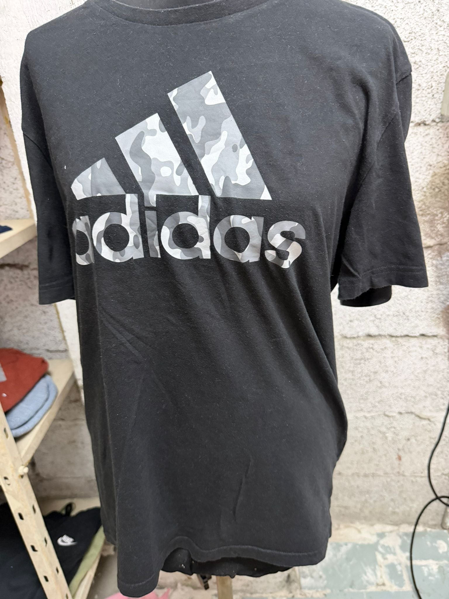 t shirt adidas