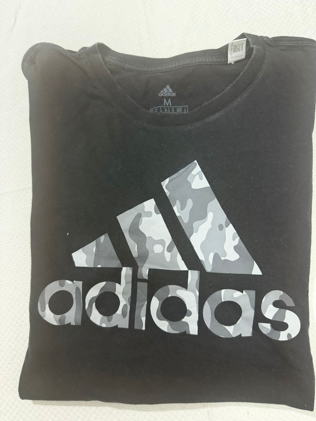 t shirt adidas