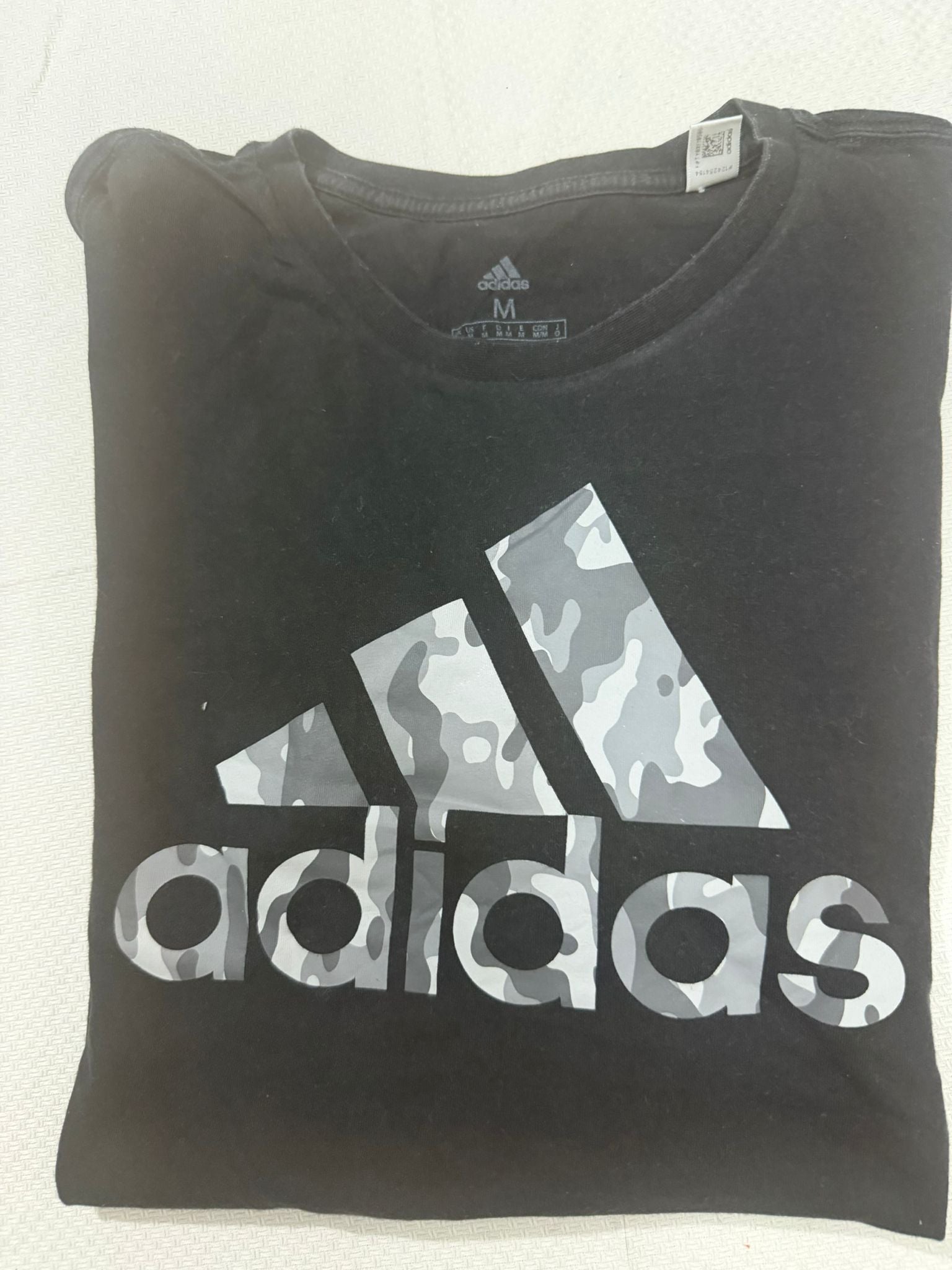 t shirt adidas