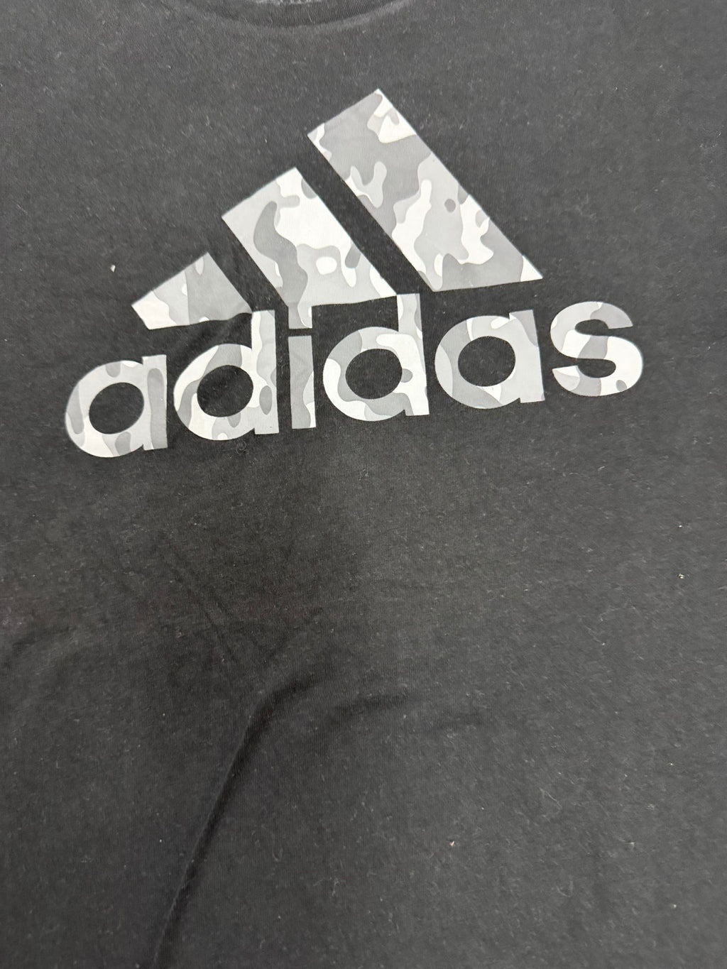 t shirt adidas