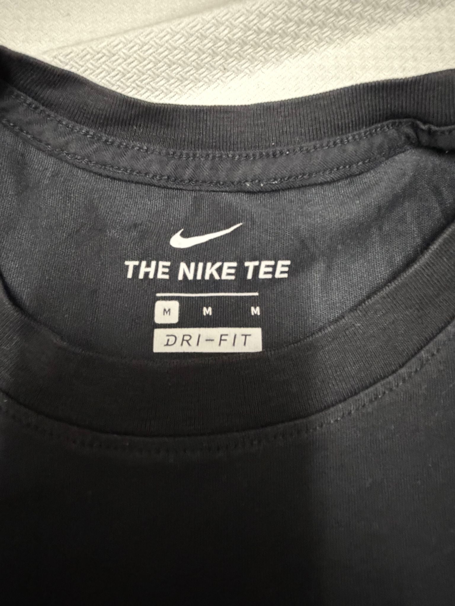 T-shirt Nike