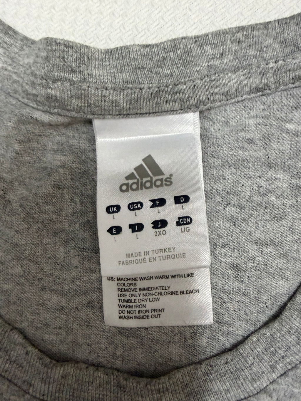 T-shirt Adidas